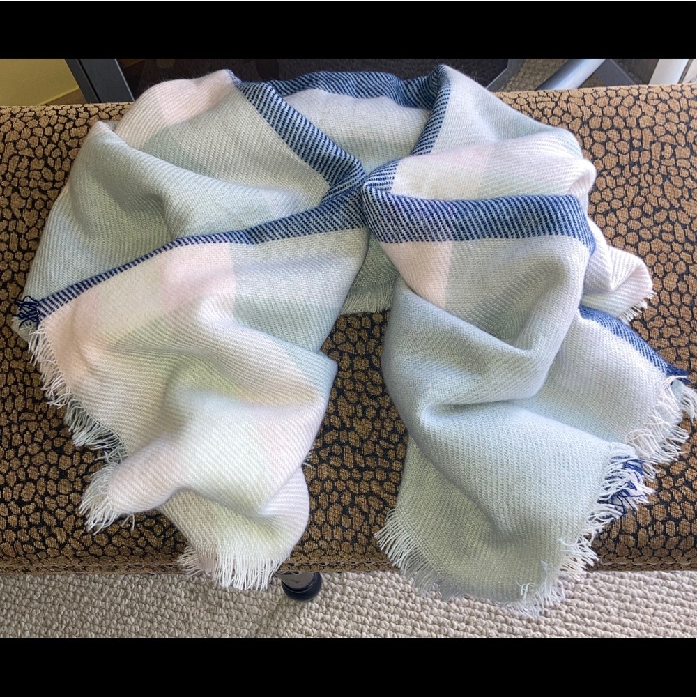 Beautiful scarf 🧣